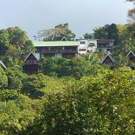 Mango Lodge Anse Volbert Village Eksteriør bilde